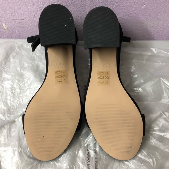 ❌SOLD❌ ALDO Block Heel Sandals Size 5 - Picture 2 of 5